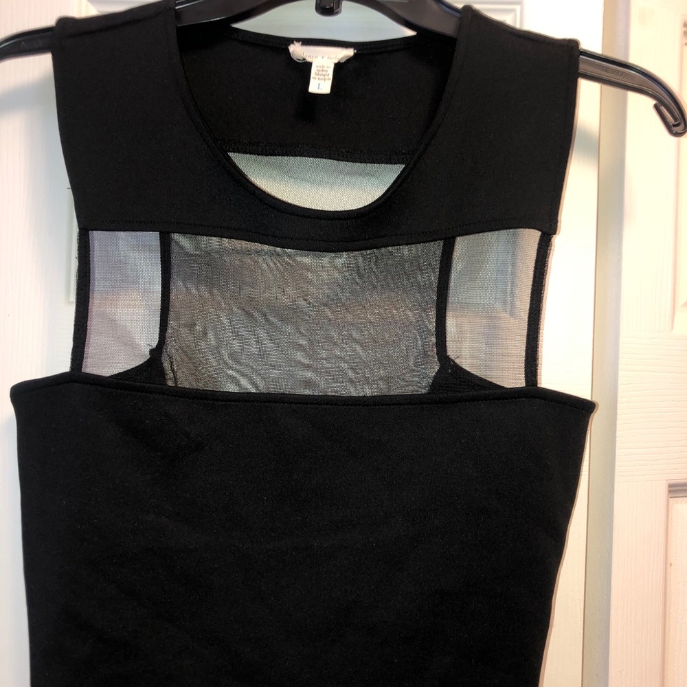 Black and mesh tank top crop top size large